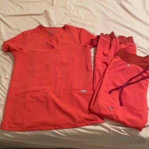 Figs Clay Womens Scrub Set